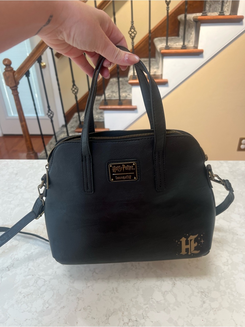 Loungefly Black Harry Potter Dome Satchel with Gold Crest - Picture 3 of 6